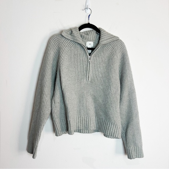 H&M Ribbed Knit Quarter Zip Sweater Pullover - Picture 4 of 6